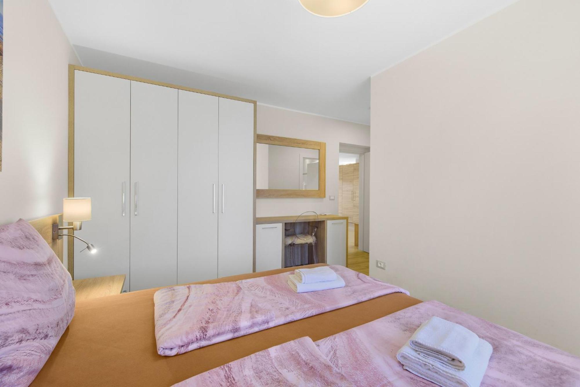 Apartment Stanko Vrvari Eksteriør billede