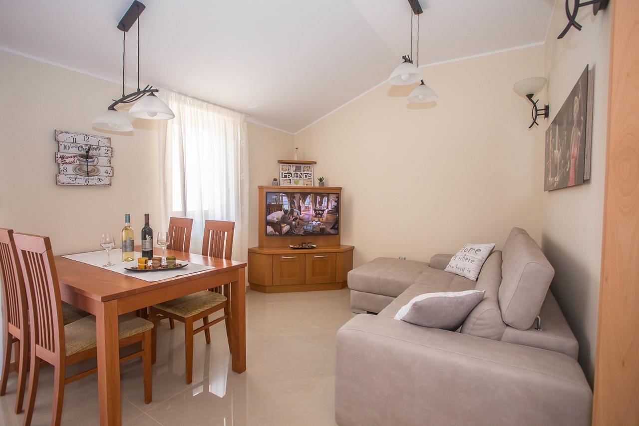 Apartment Stanko Vrvari Eksteriør billede