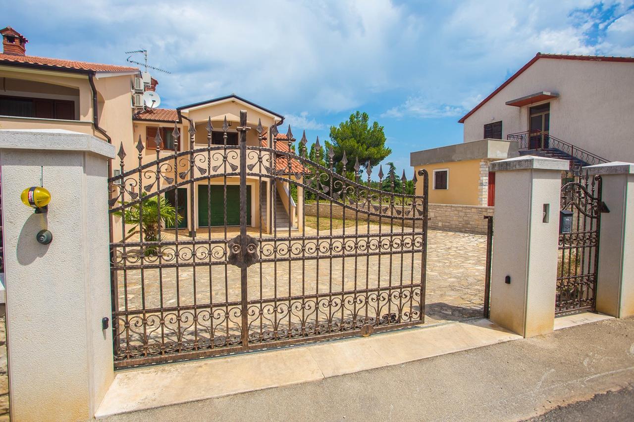 Apartment Stanko Vrvari Eksteriør billede